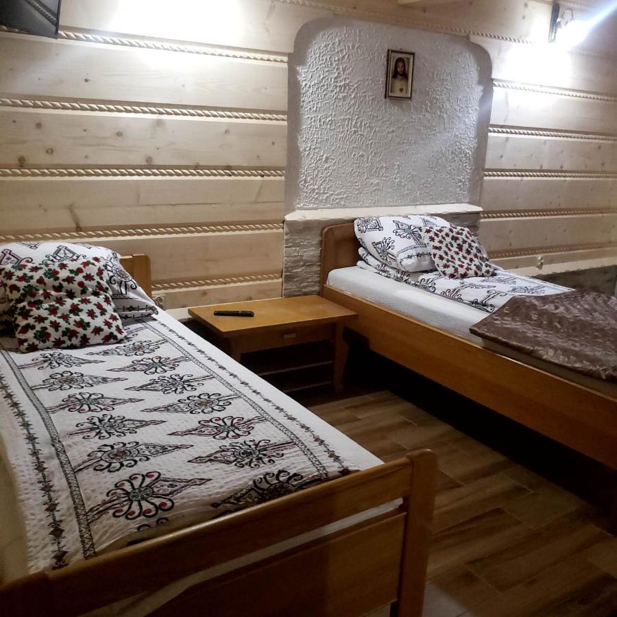 U Huraja Gron Экстерьер фото